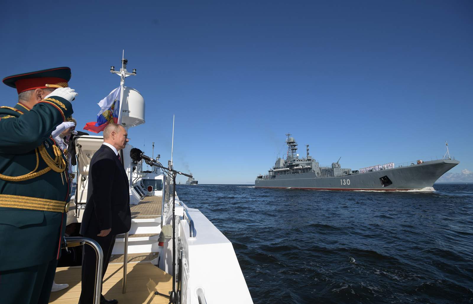 Vladimir Putin thotë se marina ruse do të pajiset me armë bërthamore  hipersonike - Gazeta Express