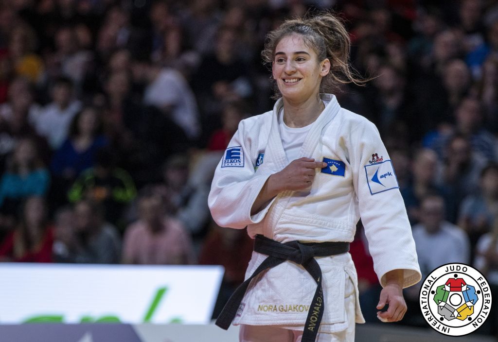 Nora Gjakova e arrin çerekfinalen në &quot;Tokyo 2020&quot; - Gazeta Express