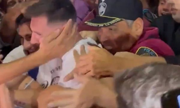 Messi pritet si hero n atdhe argjentinasit menden pas tij