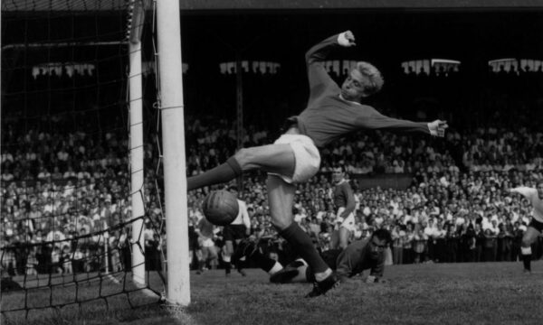 Vdes legjenda e Man Utd dhe Skocisë  Denis Law